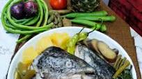 SALMON SINIGANG WITH PINEAPPLE SALMON SINIGANG WITH PINEAPPLE