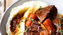 Beer Braised Venison Roast with Carrots and Mashed Potatoes Beer Braised Venison Roast with Carrots and Mashed Potatoes