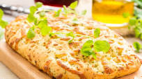 Focaccia al formaggio Focaccia al formaggio