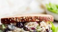 Greek Yogurt Chicken Salad Sandwich Greek Yogurt Chicken Salad Sandwich