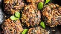 Sun-dried Tomato Spinach Turkey Burgers Sun-dried Tomato Spinach Turkey Burgers