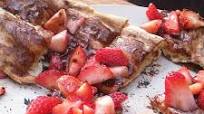 Strawberry Banana Dessert Pizza Strawberry Banana Dessert Pizza