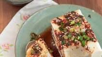 Steamed Soft Tofu with Soy Chili Sauce (Microwave Method) Steamed Soft Tofu with Soy Chili Sauce (Microwave Method)