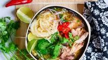 Video: Pressure Cooker Chicken Pho Noodle Soup Video: Pressure Cooker Chicken Pho Noodle Soup
