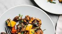 Whole30 Steak Bites with Sweet Potatoes and Peppers Whole30 Steak Bites with Sweet Potatoes and Peppers