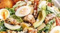 Skinny Chicken and Avocado Caesar Salad Skinny Chicken and Avocado Caesar Salad