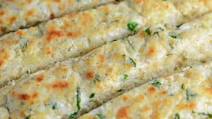 Cheesy Garlic Bread Cheesy Garlic Bread