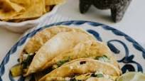 Grilled Vegetable Tacos with Avocado Pesto Guacamole Grilled Vegetable Tacos with Avocado Pesto Guacamole