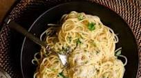 Spaghetti with Garlic and Oil (aglio e olio recipe) Spaghetti with Garlic and Oil (aglio e olio recipe)