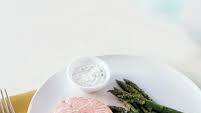 Poached Salmon Steaks with Creamy Dill Sauce Poached Salmon Steaks with Creamy Dill Sauce