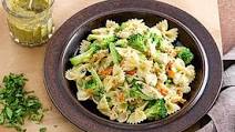 Farfalle with chicken, broccoli with pesto genovese Farfalle with chicken, broccoli with pesto genovese