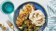 Lemon & Garlic-Butter Chicken with Roasted Broccoli & Mashed Potatoes Lemon & Garlic-Butter Chicken with Roasted Broccoli & Mashed Potatoes