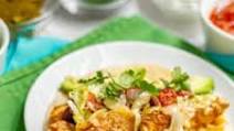 Quick and easy pork tostadas Quick and easy pork tostadas