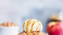 {2 Serving Size} Individual Apple Pies {2 Serving Size} Individual Apple Pies