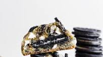 Thick Oreo Stuffed White Chocolate Chip Cookies Thick Oreo Stuffed White Chocolate Chip Cookies