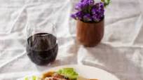 Dinner Recipe for Two: Duck Breast with Pomegranate-Citrus Glaze Dinner Recipe for Two: Duck Breast with Pomegranate-Citrus Glaze