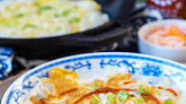 Phở Chiên Trứng (Pho Omelet) Phở Chiên Trứng (Pho Omelet)