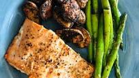 Simple Air Fryer Salmon, Red Potatoes, & Asparagus Simple Air Fryer Salmon, Red Potatoes, & Asparagus