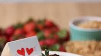 Chocolate Covered Strawberries: Chocoholics Recipe by Tasty Chocolate Covered Strawberries: Chocoholics Recipe by Tasty