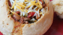 Spicy Southern Chili with Bread Bowls Spicy Southern Chili with Bread Bowls