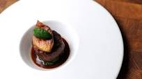 Beef fillet, foie gras, parsley purée and Madeira sauce Beef fillet, foie gras, parsley purée and Madeira sauce