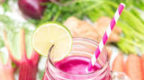Rhubarb, Ginger & Beet Juice Rhubarb, Ginger & Beet Juice
