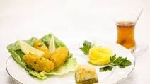 Mercimek Koftesi (Lentil Balls) Mercimek Koftesi (Lentil Balls)