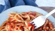 Pici all'Aglione - Pasta with Spicy Garlic Tomato Sauce Pici all'Aglione - Pasta with Spicy Garlic Tomato Sauce