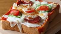 Tost Ekmeğinde Pizza Tost Ekmeğinde Pizza