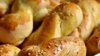 Easy Easter Greek Cookies: Koulourakia Recipe Easy Easter Greek Cookies: Koulourakia Recipe