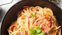 15-Minute Tomato and Mascarpone Pasta Recipe 15-Minute Tomato and Mascarpone Pasta Recipe