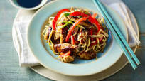 Easy chicken chow mein Easy chicken chow mein