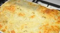 Chicken (or Turkey!) Enchilada Casserole with Green Sauce Chicken (or Turkey!) Enchilada Casserole with Green Sauce
