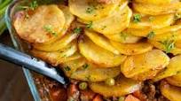 Crispy Potato Topped Meat Pie - Minced Beef Hotpot Crispy Potato Topped Meat Pie - Minced Beef Hotpot