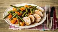 Honey-Glazed Pork Tenderloin with Caramelized Sweet Potatoes and Crispy Green Beans Honey-Glazed Pork Tenderloin with Caramelized Sweet Potatoes and Crispy Green Beans