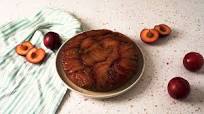 Upside-Down Plum Cake Upside-Down Plum Cake