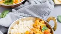 Vegan Chickpea Curry Recipe {Slow Cooker} Vegan Chickpea Curry Recipe {Slow Cooker}
