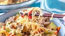 HAMBURGER RAMEN NOODLE SKILLET SUPPER HAMBURGER RAMEN NOODLE SKILLET SUPPER