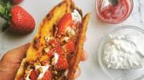 Sweet Strawberry Chalupas Sweet Strawberry Chalupas