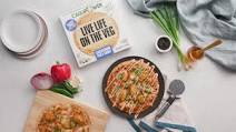 Honey Sriracha Chicken Pizza Honey Sriracha Chicken Pizza