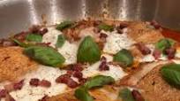 Chicken with Mozzarella, Tomatoes & Pancetta - Wine Pairing Chicken with Mozzarella, Tomatoes & Pancetta - Wine Pairing