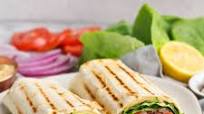 Grilled Zucchini & Veggie Wraps with Garlic Hummus Grilled Zucchini & Veggie Wraps with Garlic Hummus