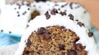 CHOCOLATE CHIP BANANA CAKE CHOCOLATE CHIP BANANA CAKE