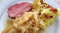 Sauerkraut with Apple and Pork Belly Sauerkraut with Apple and Pork Belly