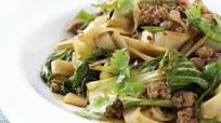 Japanese stir-fried pork and rice noodles Japanese stir-fried pork and rice noodles