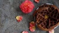Here’s How to Cook the Best Chocolate Waffles Ever Here’s How to Cook the Best Chocolate Waffles Ever