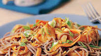 Spicy Soba Noodles with Chicken in Peanut Sauce Spicy Soba Noodles with Chicken in Peanut Sauce