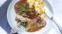 Slow Cooker Smothered Steak Recipe Slow Cooker Smothered Steak Recipe