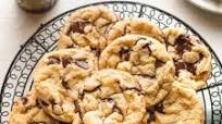 Bakery Style Chocolate Chip Cookies Bakery Style Chocolate Chip Cookies