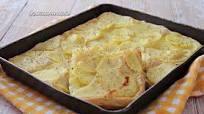 Focaccia soffice con patate e rosmarino Focaccia soffice con patate e rosmarino